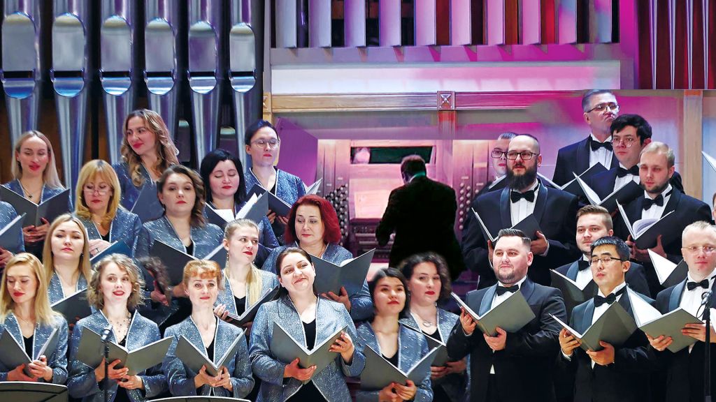 Впервые в муниципальных органных залах Свердловской области зазвучат орган и хор